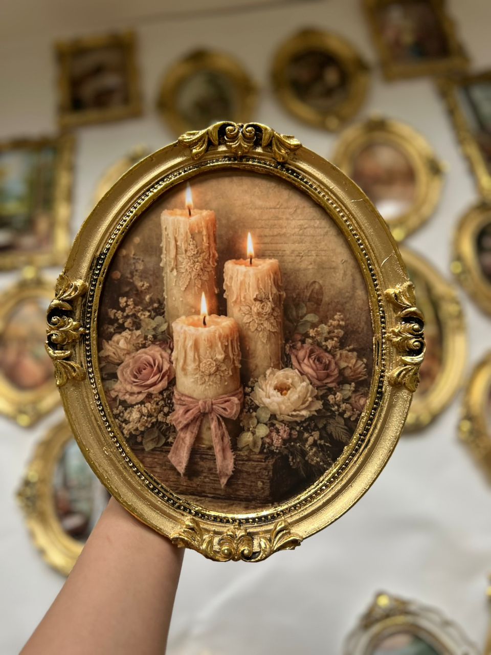 Cadre Vintage  – Élégance Classique et Décoration Murale Premium